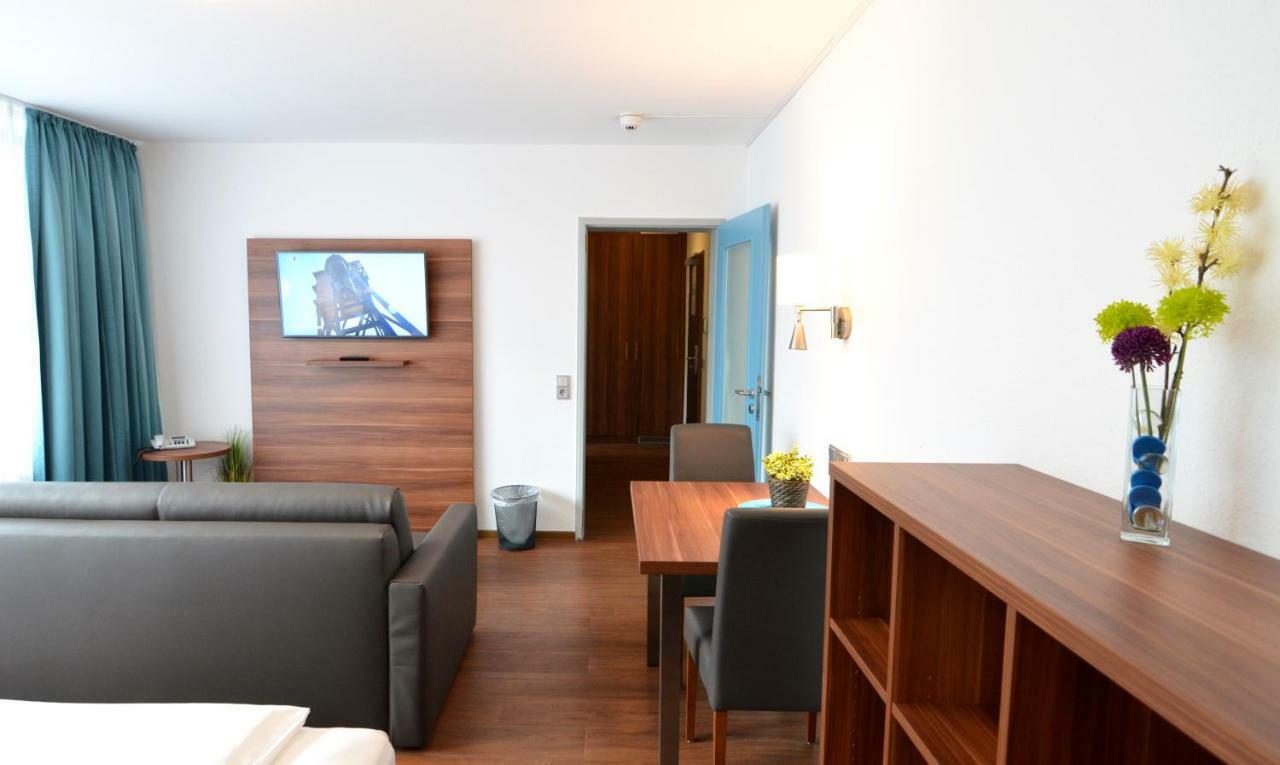 Neu Heidelberg - Guesthouse & Apartments Eksteriør billede