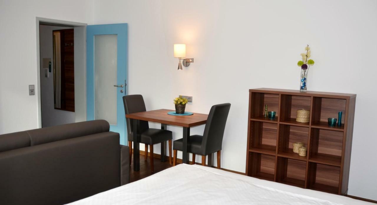 Neu Heidelberg - Guesthouse & Apartments Eksteriør billede