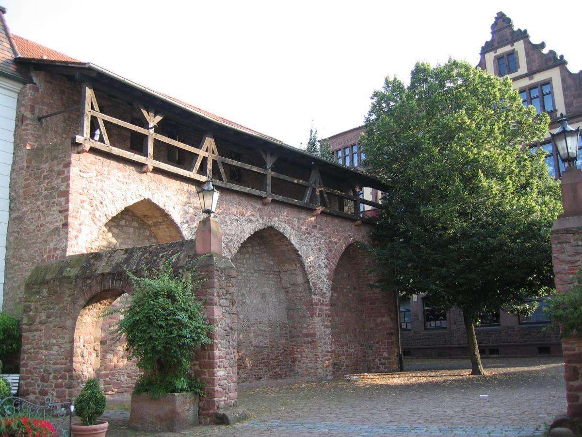 Neu Heidelberg - Guesthouse & Apartments Eksteriør billede